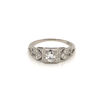18kt transition cut engagement ring
