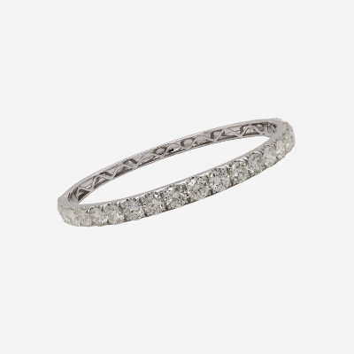 18KT White Gold Diamond Bangle