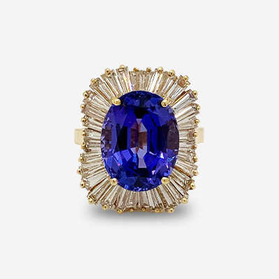 18KT Yellow Gold Oval Tanzanite and Diamond Ring