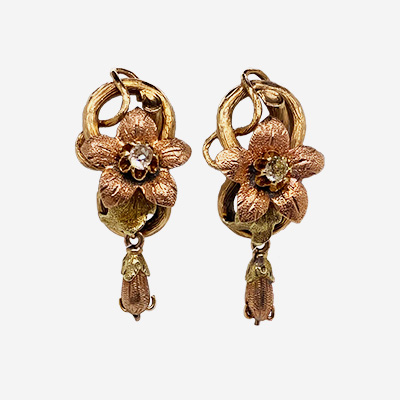 18KT Yellow Gold Diamond Flower Earrings