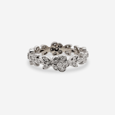 18KT White Gold Diamond Flower Eternity Band