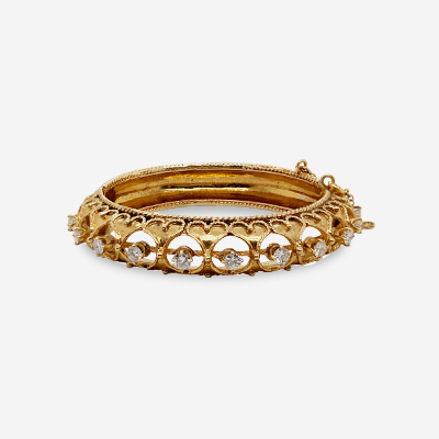 14KT Yellow Gold Diamond Heart Bangle