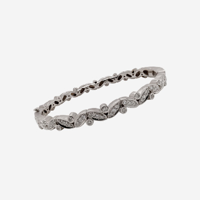 18KT White Gold Diamond Floral Bangle