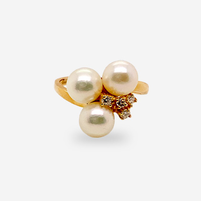 18KT Yellow Gold Pearl and Diamond Ring