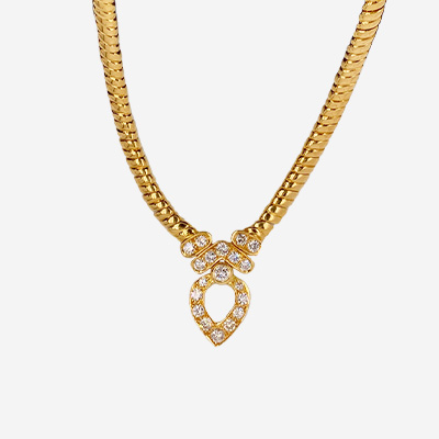 18KT Yellow Gold Diamond Heart Necklace